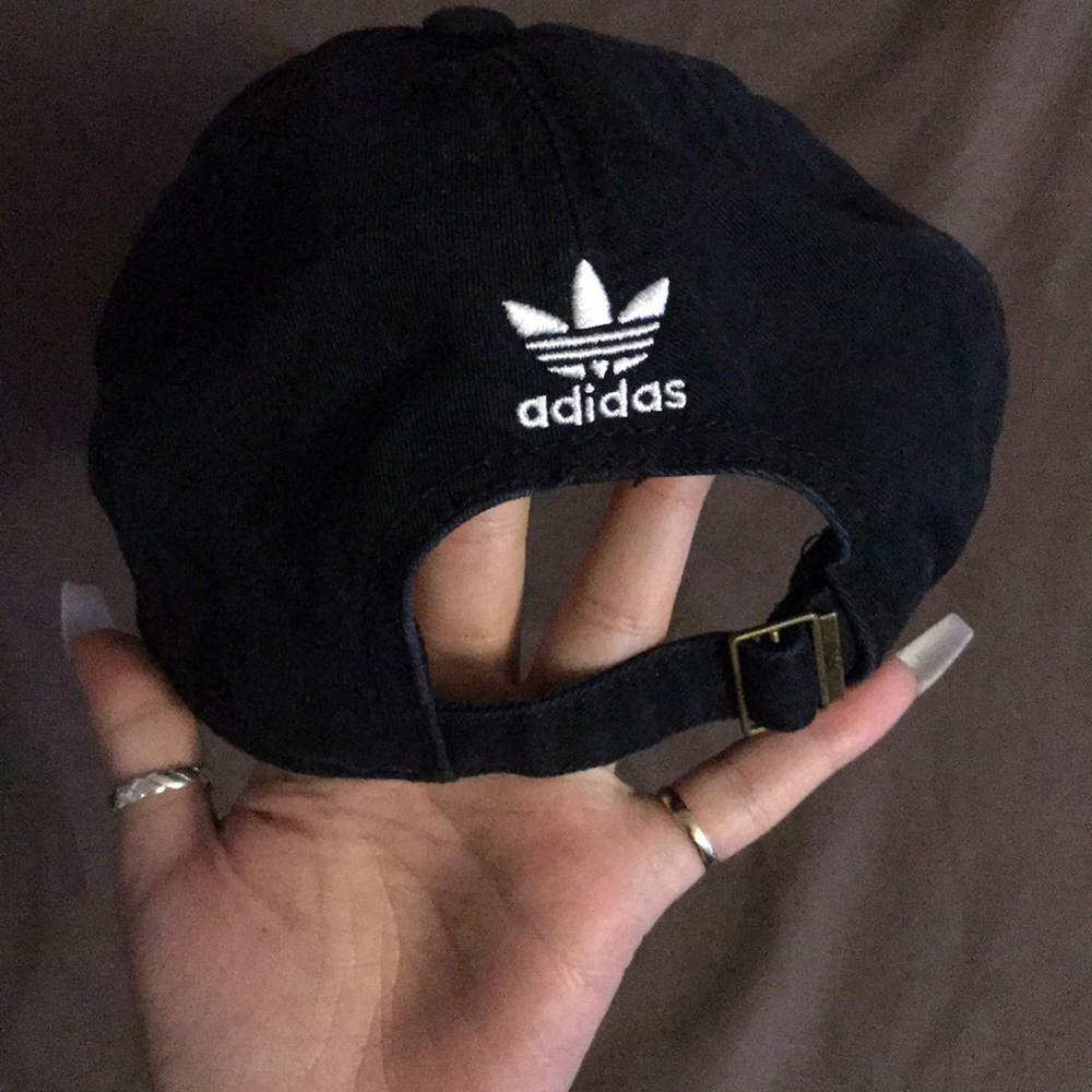 ADIDAS hat - Picture 3 of 4